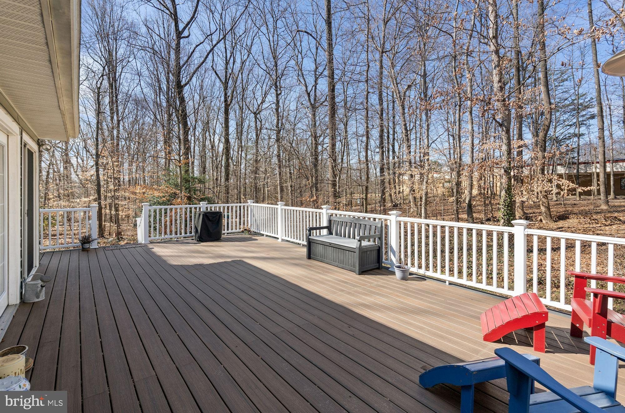 6906 Huntsman Boulevard Springfield, VA 22153 - Photo 29 of 33 Large composite deck