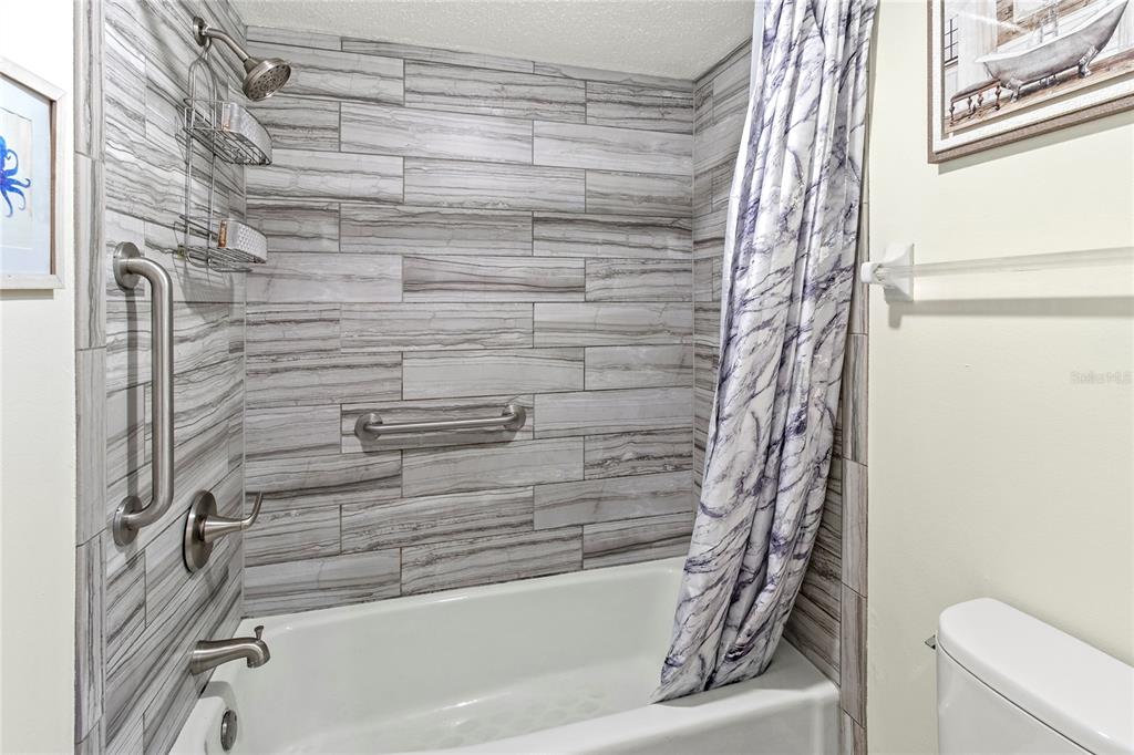 6713 Midnight Pass Road, Unit 4 Sarasota, FL 34242 - Photo 14 of 19