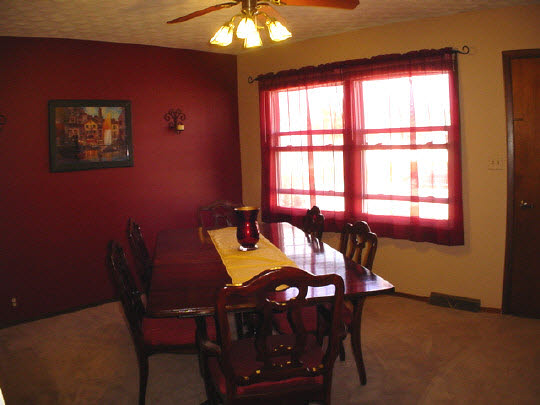 902 Lakeview Drive Rochelle, IL 61068 - Photo 4 of 10 a view of a dining room with furniture and window