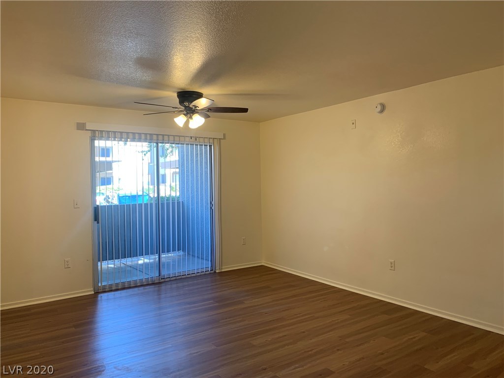 555 East Silverado Ranch Boulevard, Unit 1071 Las Vegas, NV 89183 - Photo 2 of 9