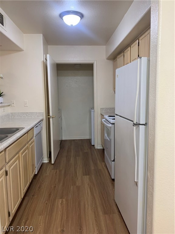 555 East Silverado Ranch Boulevard, Unit 1071 Las Vegas, NV 89183 - Photo 5 of 9