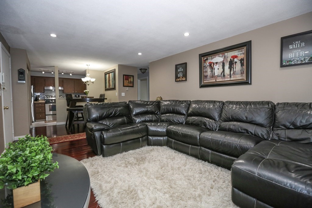 200 Manning Street, Unit 30B Hudson, MA 01749 - Photo 2 of 20 Gallery Image 2
