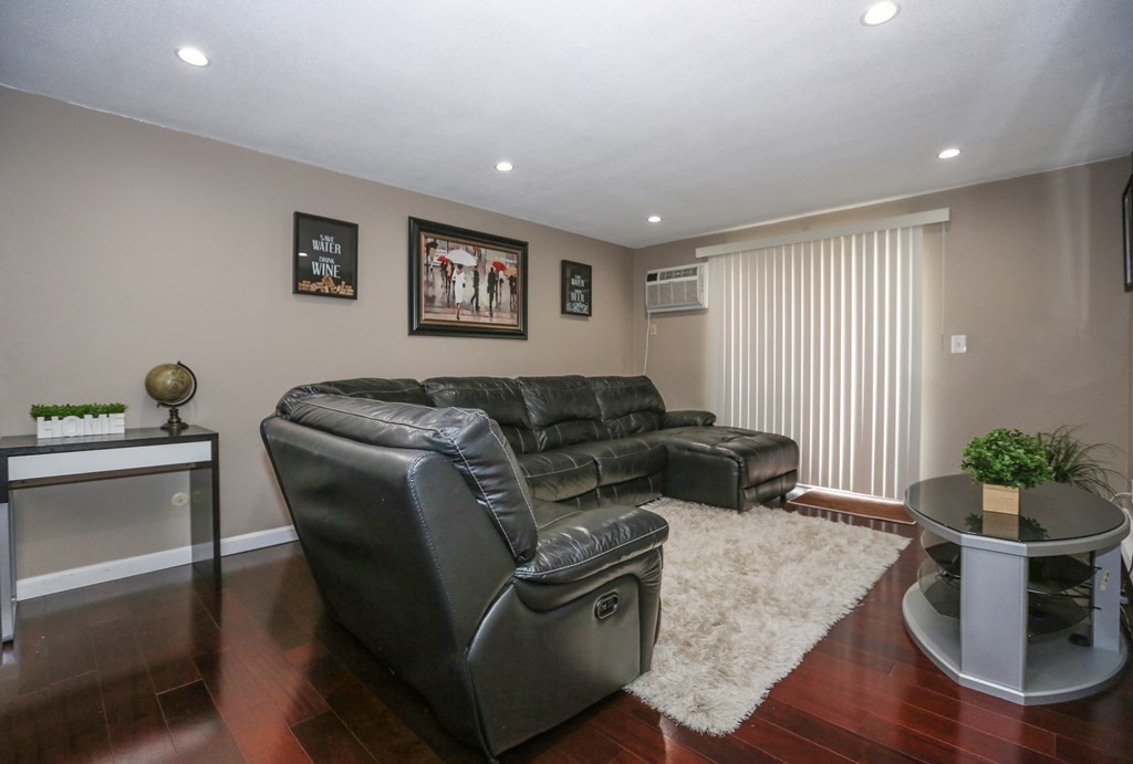 200 Manning Street, Unit 30B Hudson, MA 01749 - Photo 3 of 20 Gallery Image 3