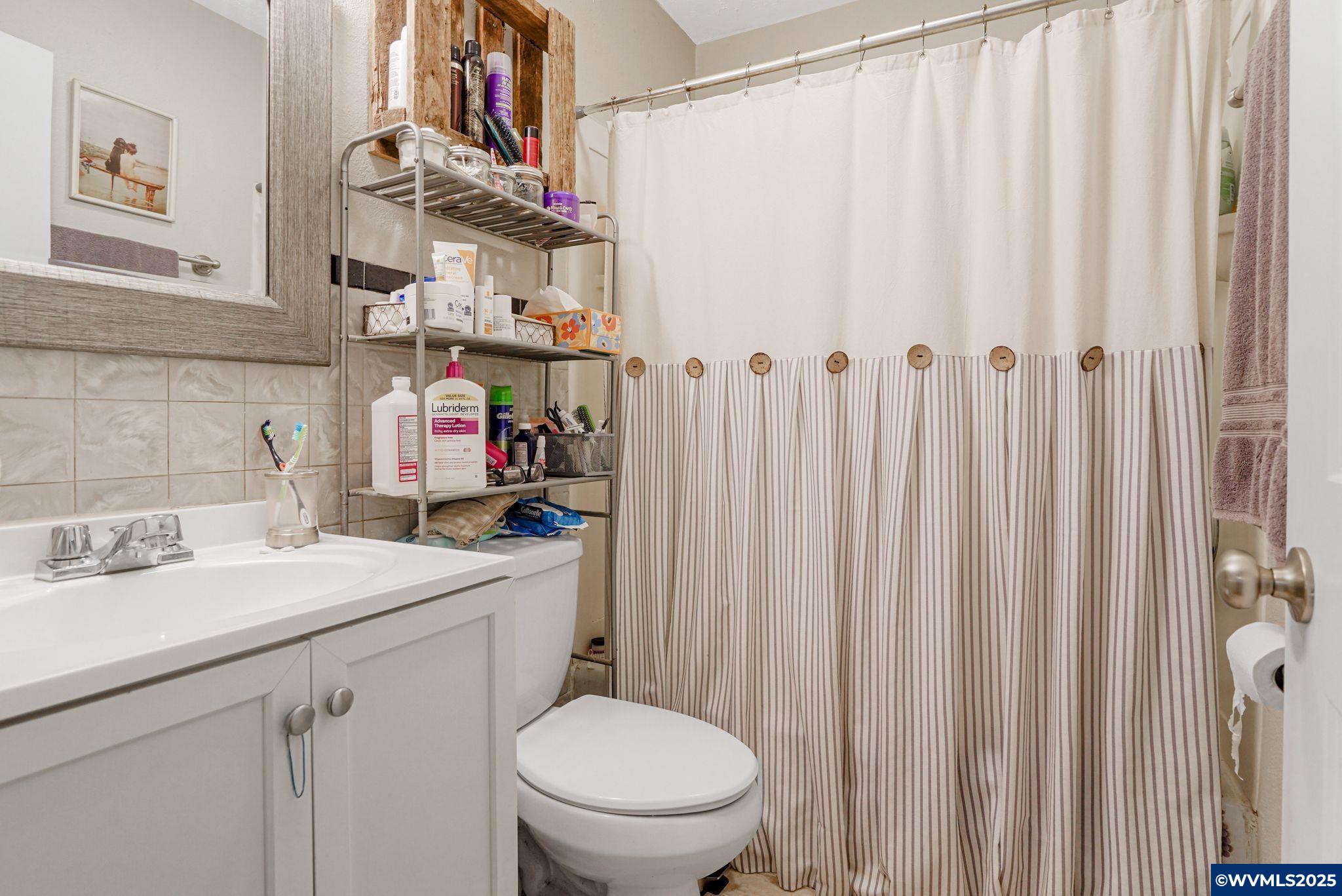 4540 Auburn Road Northeast Salem, OR 97301 - Photo 18 of 37 Gallery Image 18