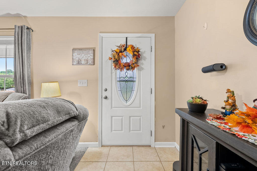 8524 Old Midway Road Lenoir City, TN 37772 - Photo 16 of 41 Entry