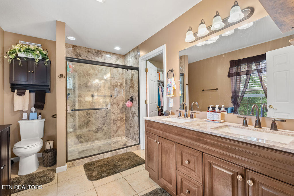 8524 Old Midway Road Lenoir City, TN 37772 - Photo 23 of 41 Primar BA