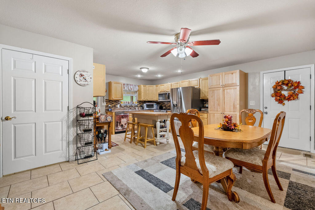 8524 Old Midway Road Lenoir City, TN 37772 - Photo 31 of 41 Dining RM