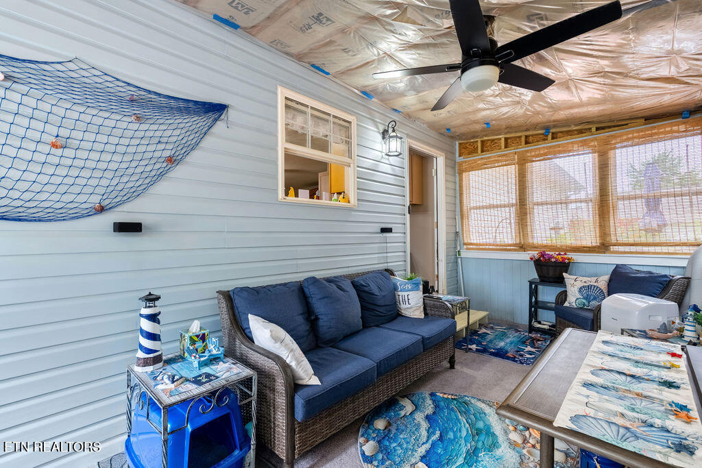 8524 Old Midway Road Lenoir City, TN 37772 - Photo 40 of 41 Sun Room