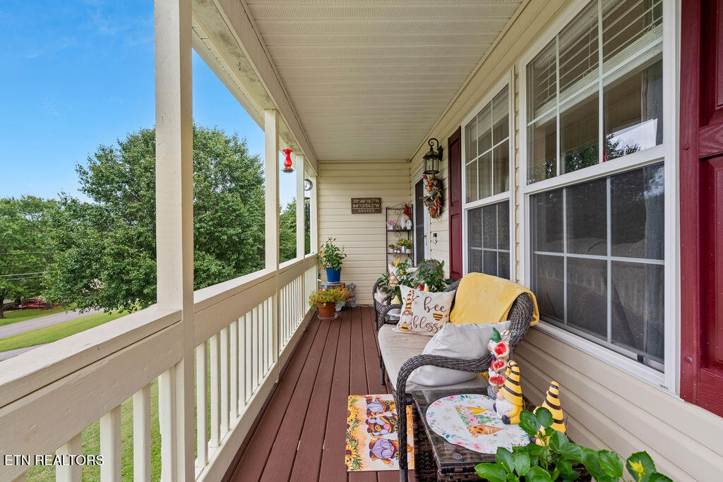 8524 Old Midway Road Lenoir City, TN 37772 - Photo 10 of 41 Front Porch