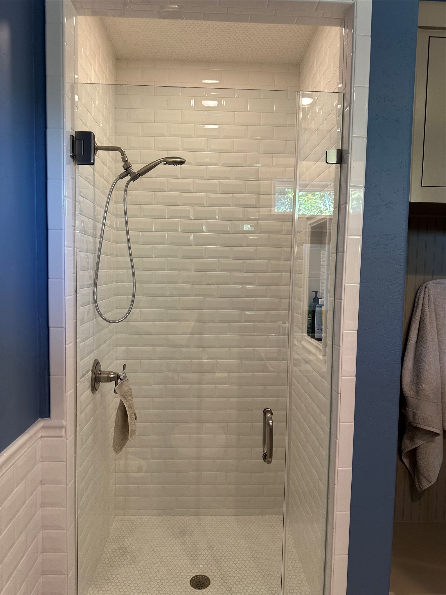 2753 Springwood Lane Georgetown, TX 78628 - Photo 33 of 40 a bathroom with a shower