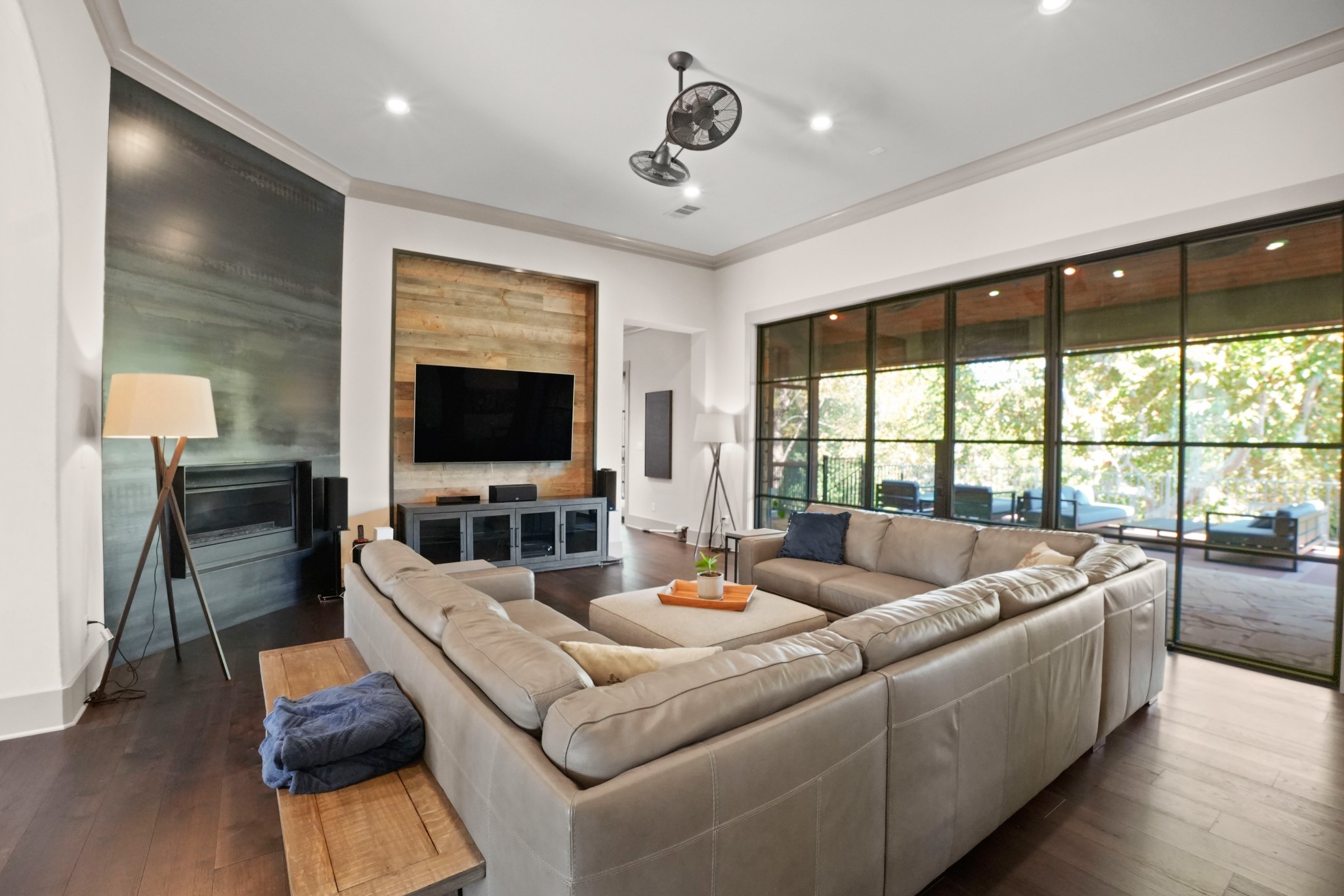 2753 Springwood Lane Georgetown, TX 78628 - Photo 5 of 40 a living room with furniture and a flat screen tv