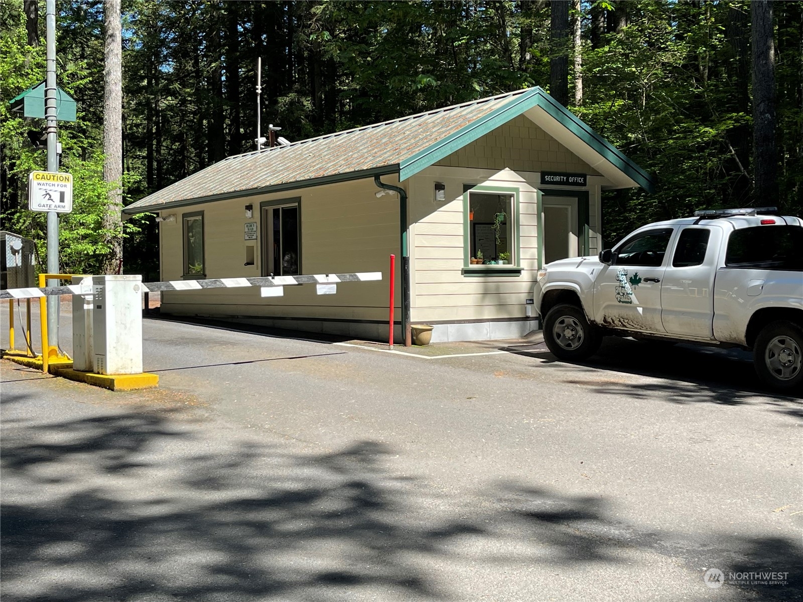 18 Drial Loop Maple Falls, WA 98266 - Photo 35 of 39 a car parked in front of a house