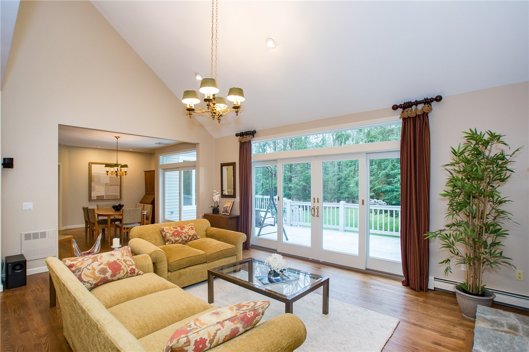 1105 High Hawk Road East Greenwich, RI 02818 - Photo 16 of 40 Gallery Image 16