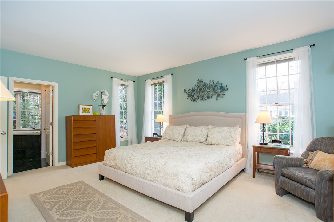 1105 High Hawk Road East Greenwich, RI 02818 - Photo 22 of 40 Gallery Image 22