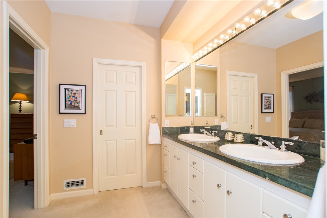 1105 High Hawk Road East Greenwich, RI 02818 - Photo 23 of 40 Gallery Image 23