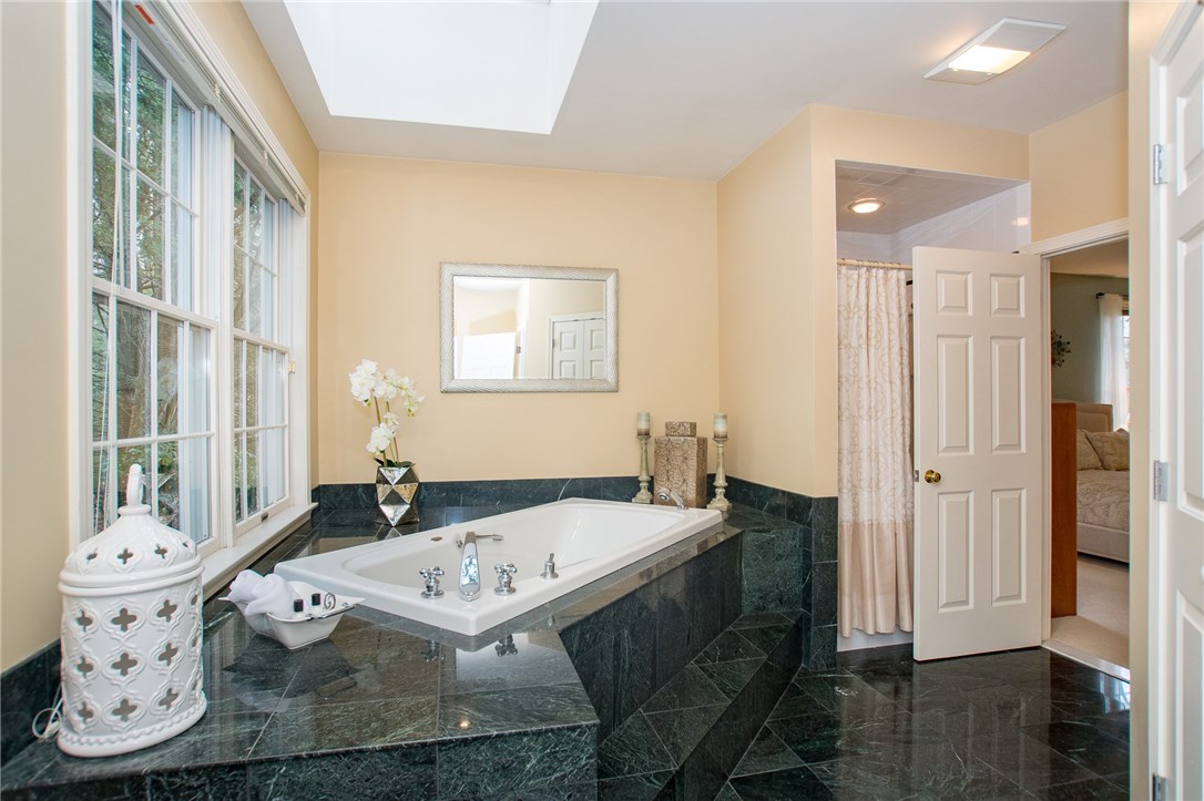 1105 High Hawk Road East Greenwich, RI 02818 - Photo 25 of 40 Gallery Image 25