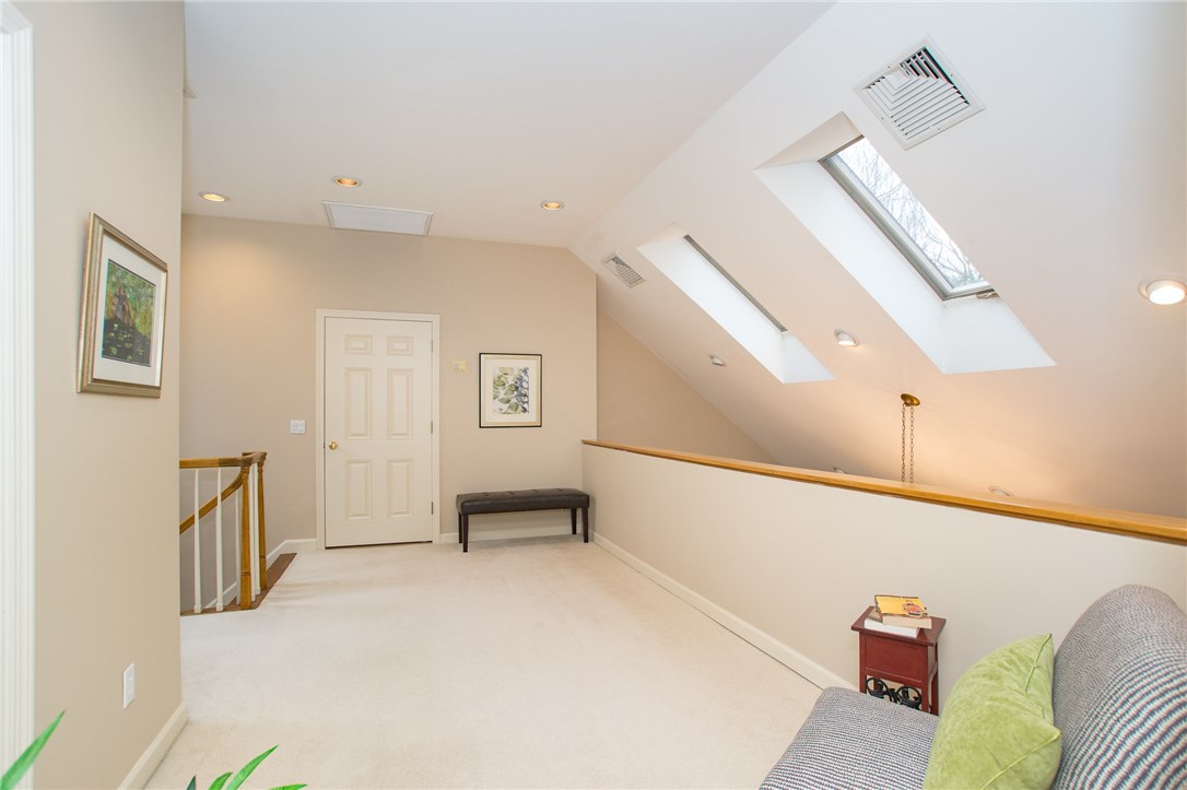 1105 High Hawk Road East Greenwich, RI 02818 - Photo 33 of 40 Gallery Image 33