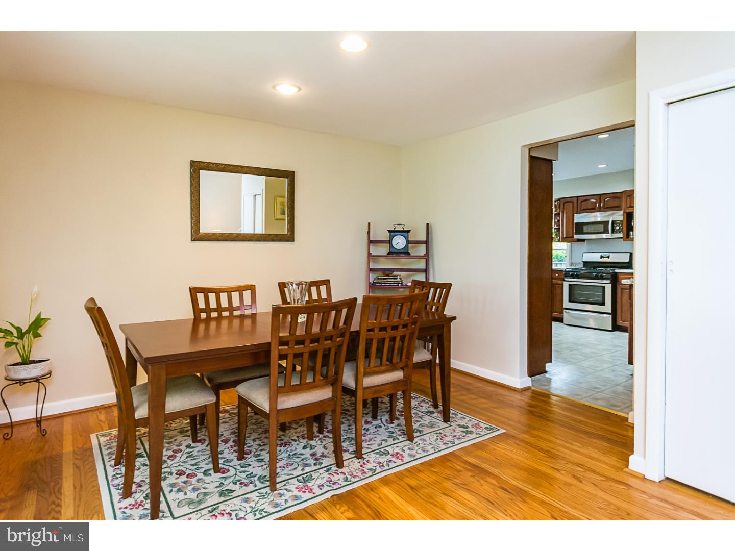 2207 Rhonda Road Broomall, PA 19008 - Photo 5 of 24 Gallery Image 5