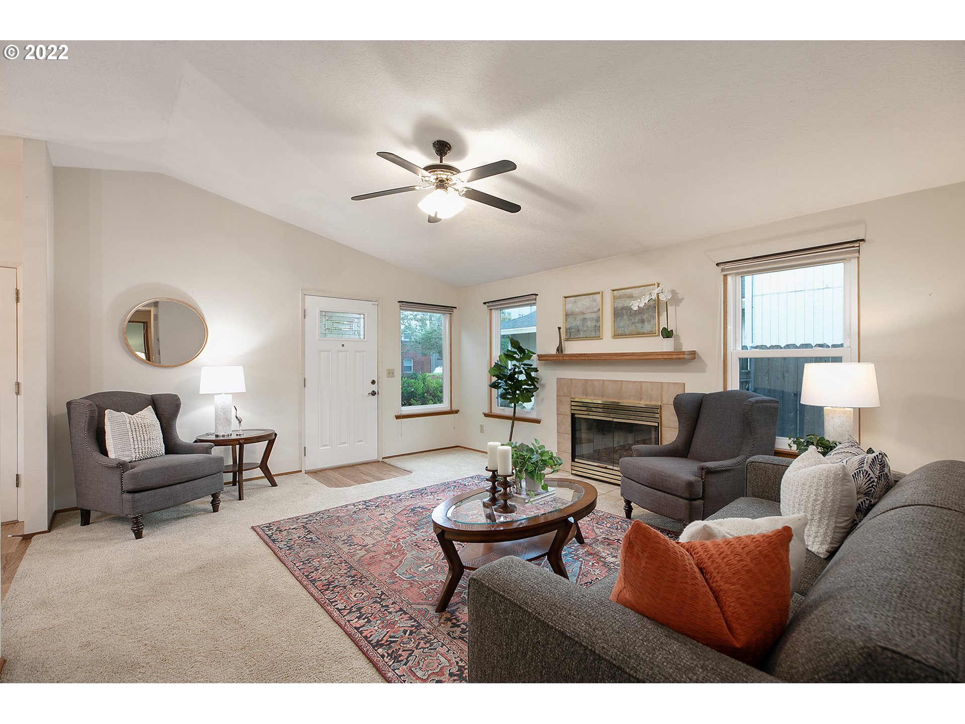 9101 Southeast Reedway Street Portland, OR 97266 - Photo 6 of 32 Gallery Image 6