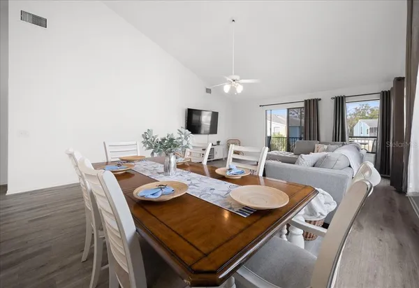 $3,000 | 2925 North Rivers Edge Boulevard, Unit 2925, Crystal River, FL 34429