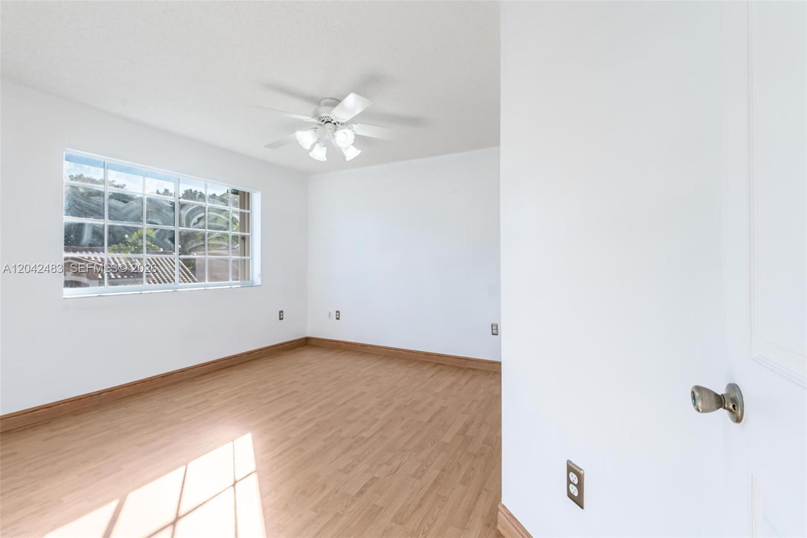 4671 Southwest 154th Place Miami, FL 33185 - Photo 25 of 31