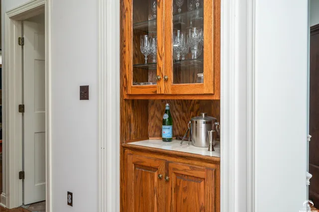 $1,395,000 | 204 Fall Creek Road, Lawrence, KS 66049