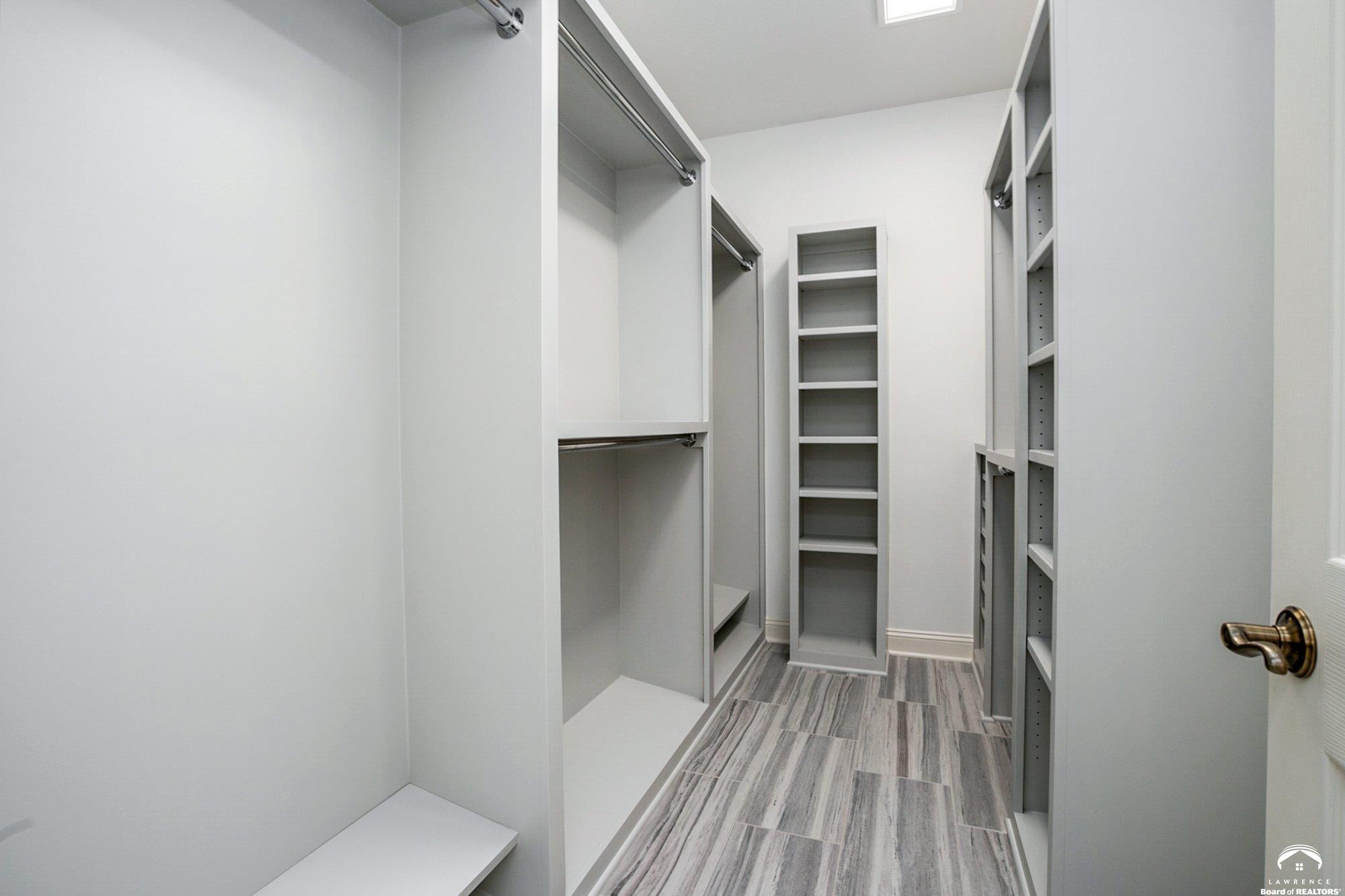 204 Fall Creek Road Lawrence, KS 66049 - Photo 31 of 80