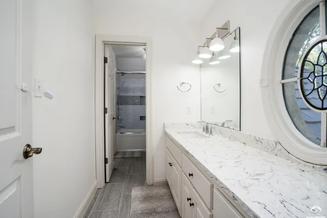 $1,395,000 | 204 Fall Creek Road, Lawrence, KS 66049