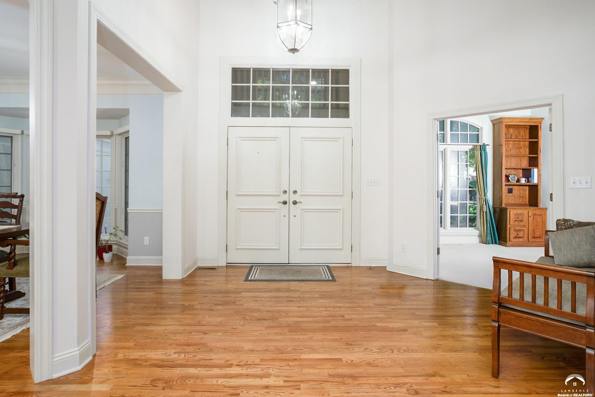 204 Fall Creek Road Lawrence, KS 66049 - Photo 4 of 80