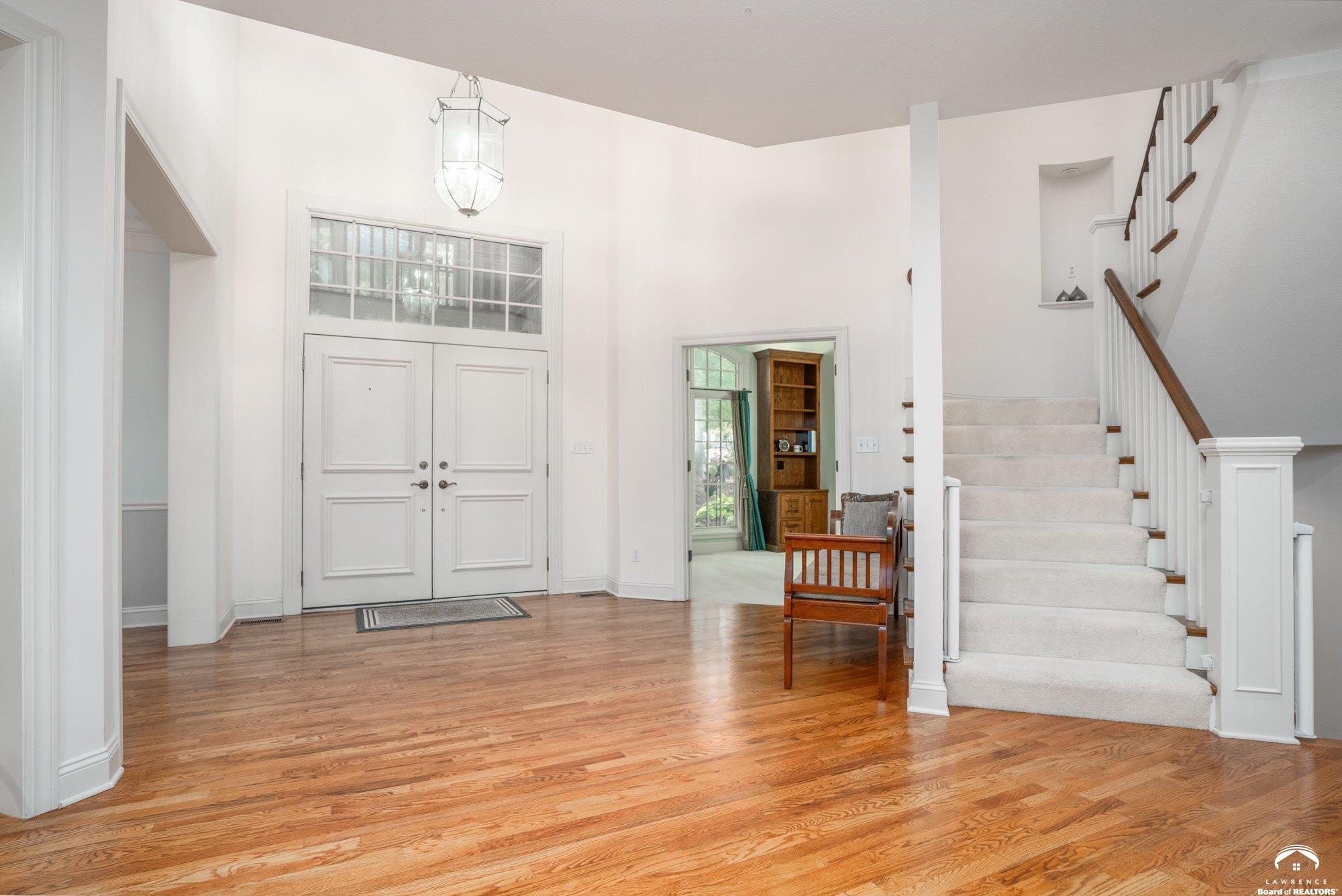 204 Fall Creek Road Lawrence, KS 66049 - Photo 5 of 80