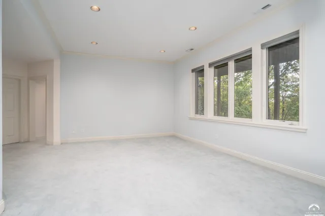 $1,395,000 | 204 Fall Creek Road, Lawrence, KS 66049