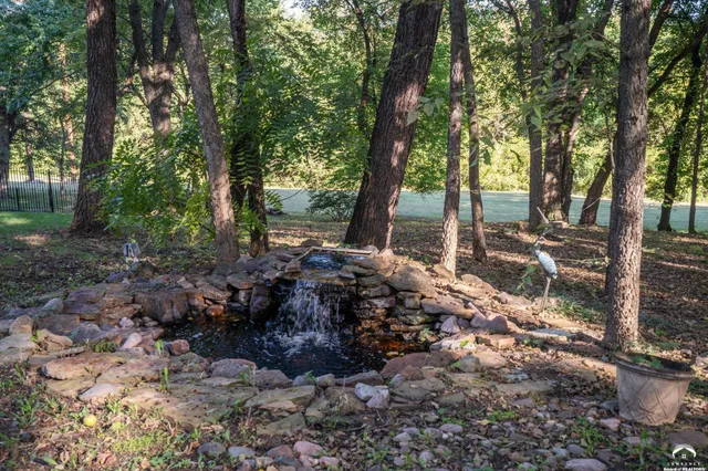$1,395,000 | 204 Fall Creek Road, Lawrence, KS 66049