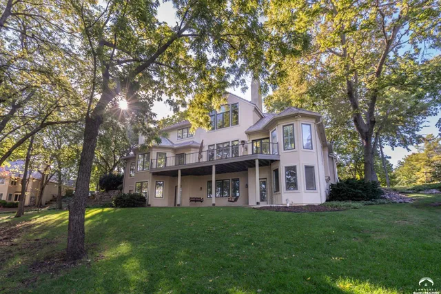 $1,395,000 | 204 Fall Creek Road, Lawrence, KS 66049