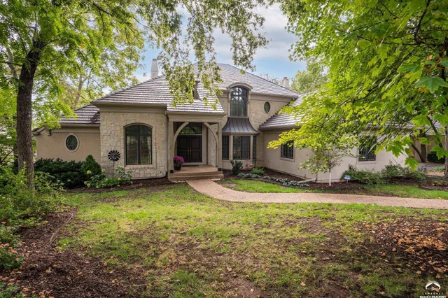 $1,395,000 | 204 Fall Creek Road, Lawrence, KS 66049