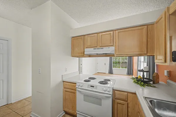 $218,000 | 810 Hanover Drive, Pensacola, FL 32526