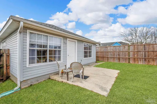 $218,000 | 810 Hanover Drive, Pensacola, FL 32526