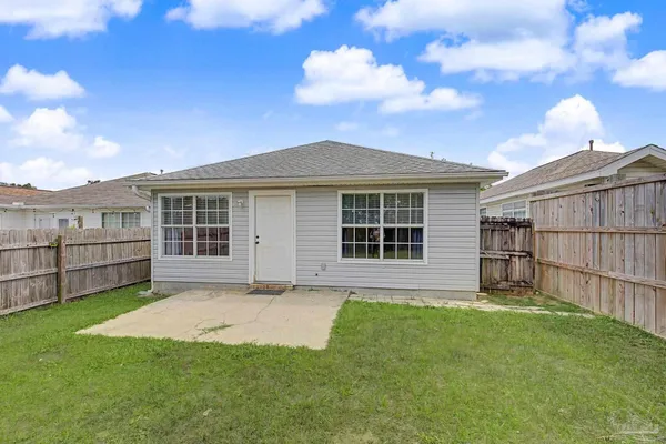 $218,000 | 810 Hanover Drive, Pensacola, FL 32526