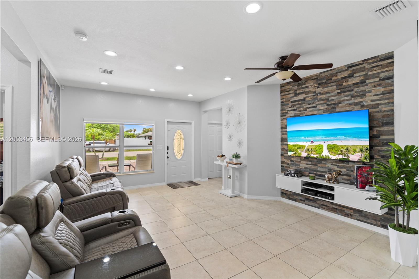 25501 Southwest 132nd Avenue Homestead, FL 33032 - Photo 13 of 37