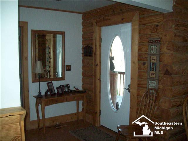 11515 Dixon Road Monroe, MI 48161 - Photo 7 of 20 20349222-6.JPG