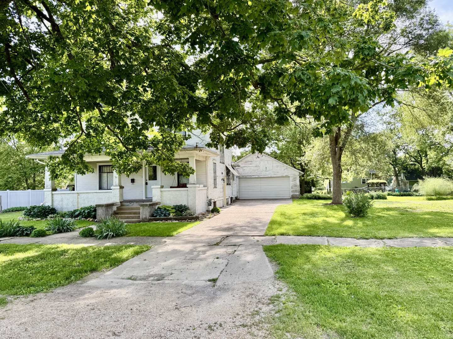 415 Southwest 4th Avenue Galva, IL 61434 - Photo 2 of 41