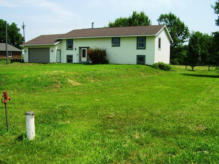 29357 Scott Park Road Long Grove, IA 52756 - Photo 3 of 10 Gallery Image 3