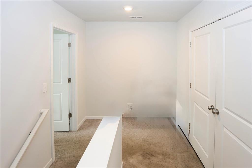 7488 Knoll Hollow Road Lithonia, GA 30058 - Photo 13 of 17