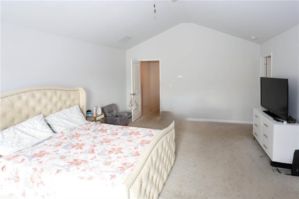 7488 Knoll Hollow Road Lithonia, GA 30058 - Photo 9 of 17