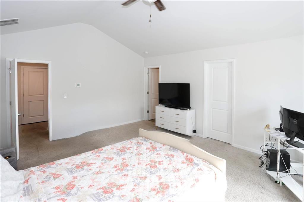 7488 Knoll Hollow Road Lithonia, GA 30058 - Photo 10 of 17