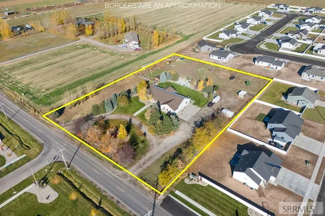$800,000 | 4913 East 49th North, Idaho Falls, ID 83401