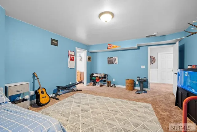 $800,000 | 4913 East 49th North, Idaho Falls, ID 83401