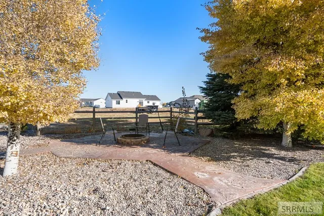 $800,000 | 4913 East 49th North, Idaho Falls, ID 83401