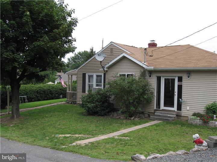 800 Cameron Street Shillington, PA 19607 - Photo 3 of 25