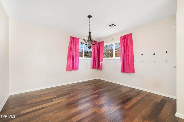 $318,000 | 317 Simmons Avenue, Erwin, TN 37650