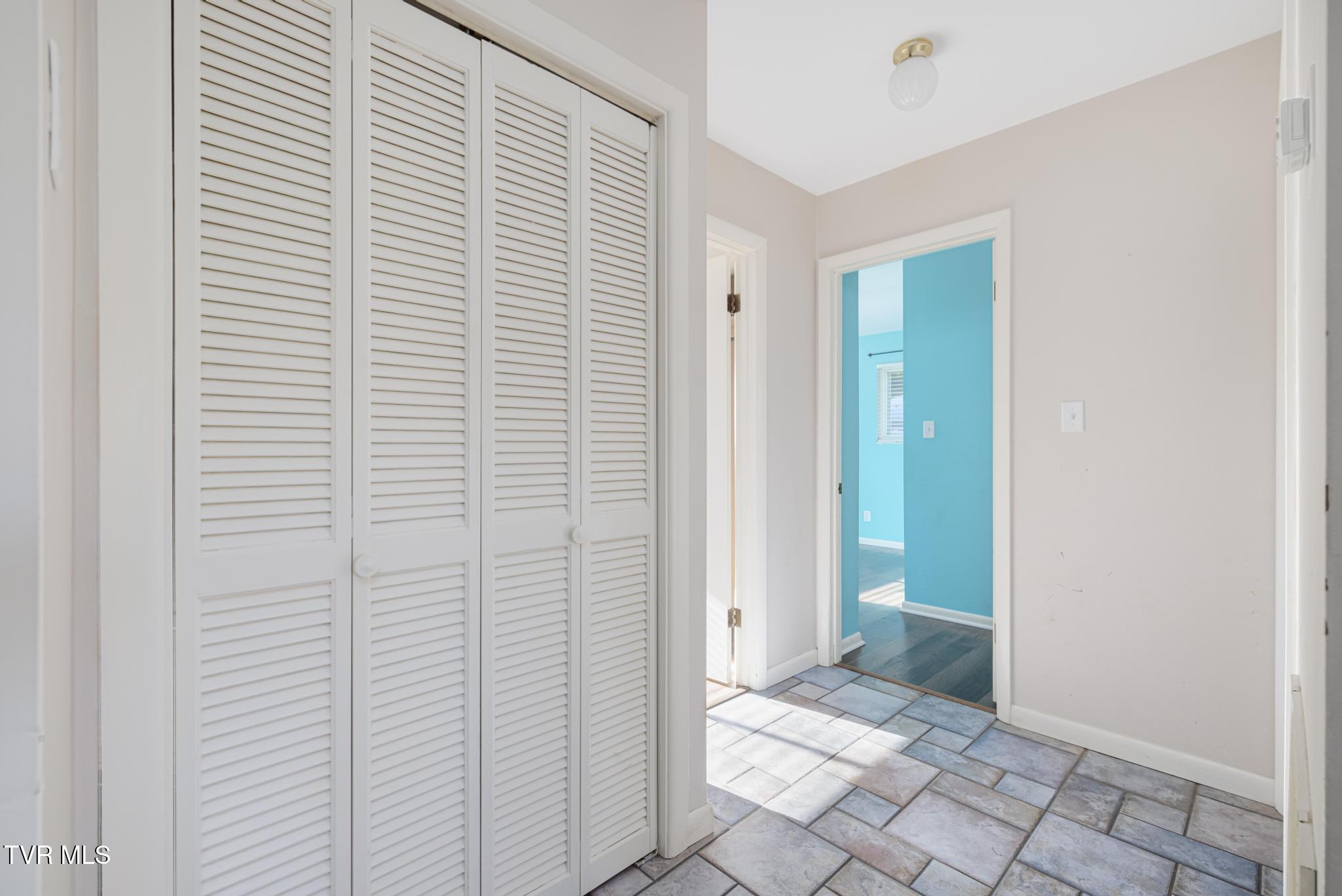 317 Simmons Avenue Erwin, TN 37650 - Photo 27 of 53 IMG_9703